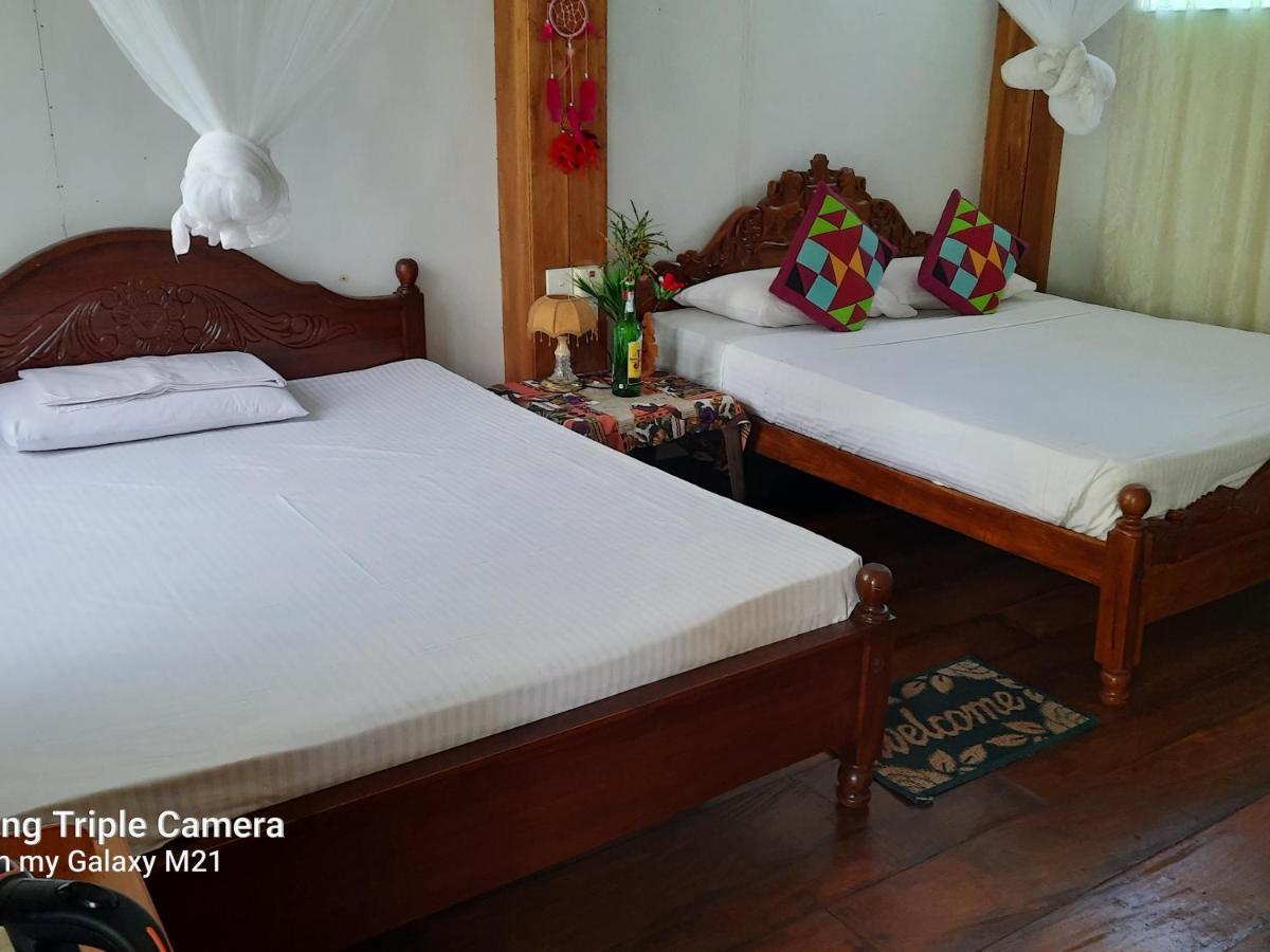 Ruk Sewana Villa Tree House Сигирия Экстерьер фото
