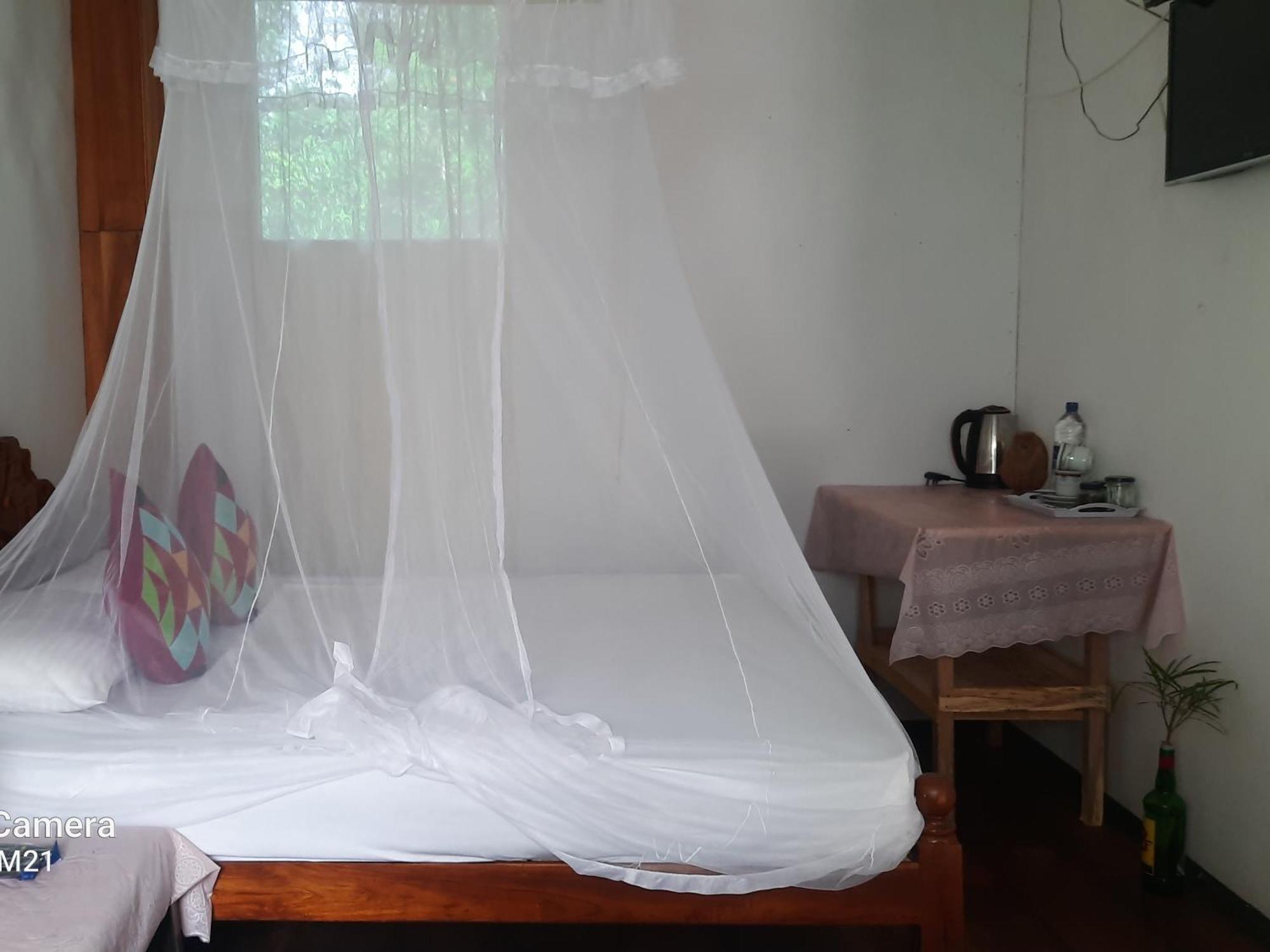 Ruk Sewana Villa Tree House Сигирия Экстерьер фото
